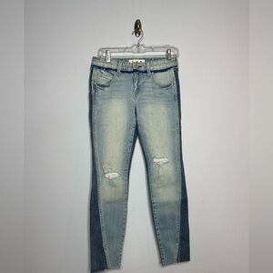 AMO twist two tone women’s jeans size 25